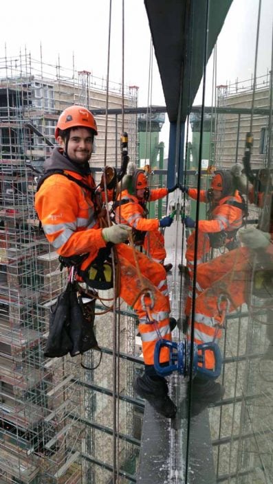 Rappel IRATA Industrial Rope Access and Abseiling Services - Building Cleaning, Post Construction Cleaning, Post Build Cleaning and Window Cleaning London