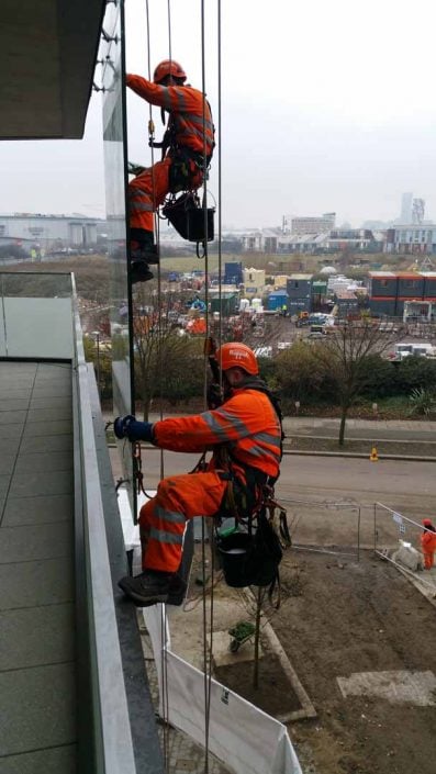 Rappel IRATA Industrial Rope Access and Abseiling Services - Building Cleaning, Post Construction Cleaning, Post Build Cleaning and Window Cleaning London