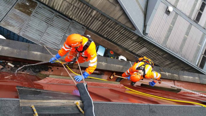 Rappel IRATA Industrial Rope Access and Abseiling Services - Cladding and Gutter Cleaning Manchester