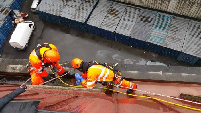 Rappel IRATA Industrial Rope Access and Abseiling Services - Cladding and Gutter Cleaning Manchester