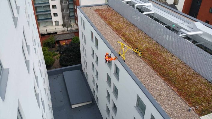 Rappel IRATA Industrial Rope Access Abseil - Post Construction Inspection and Snagging Works Manchester