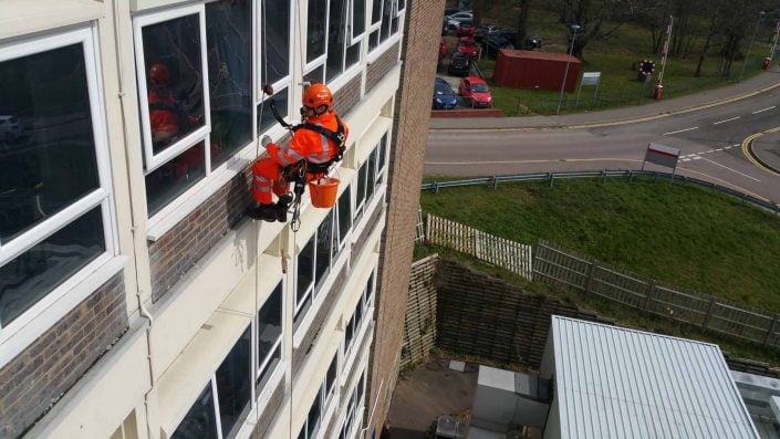 Rappel IRATA Industrial Rope Access Abseiling - Water Ingress Investigation and Remedial Works London