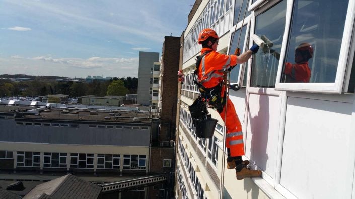 Rappel IRATA Industrial Rope Access Abseiling - Water Ingress Investigation and Remedial Works London