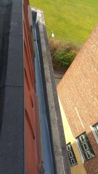 Rappel IRATA Industrial Rope Access Abseiling Gutter Repairs and Waterproofing Works