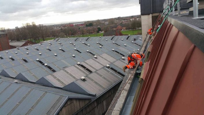 Rappel IRATA Industrial Rope Access Abseiling Gutter Repairs and Waterproofing Works