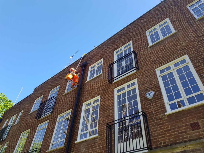 Rappel Rope Access and Abseil Drainage Painting Works London