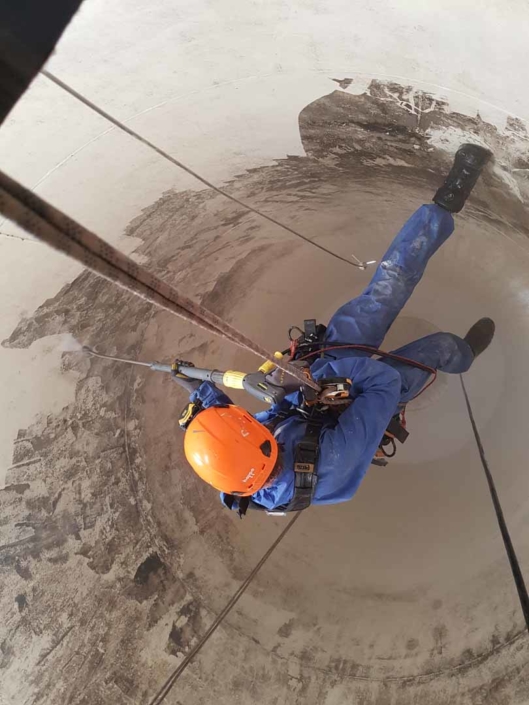 Rappel Rope Access Contractors, Silo Clenaing and Maintenance Services, Internal Flour Silo Depp Cleaning Works, Manchester.