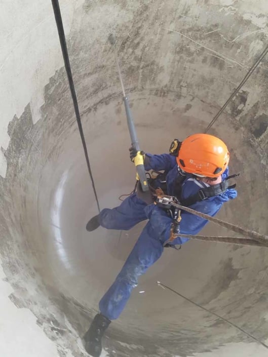 Rappel Rope Access Contractors, Silo Clenaing and Maintenance Services, Internal Flour Silo Depp Cleaning Works, Manchester.