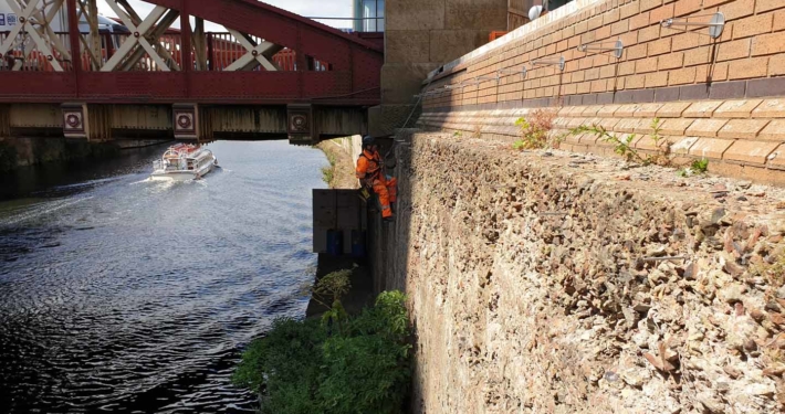 Rope Access Green Wall Installation Works - Manchester